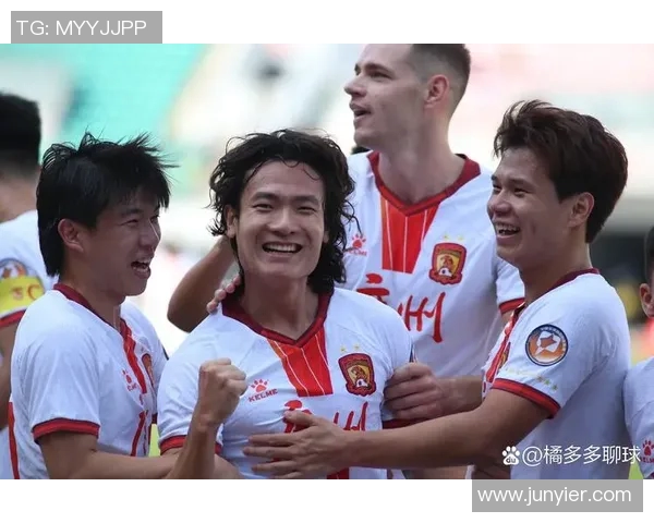 阿莱足球:探索足球世界的激情与梦想,点燃年轻人的运动热情 阿莱足球:探索足球世界的激情与梦想,点燃年轻人的运动热情